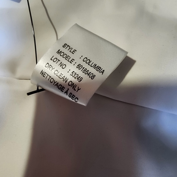 Theory Cream Overcoat EUC - Picture 6 of 7